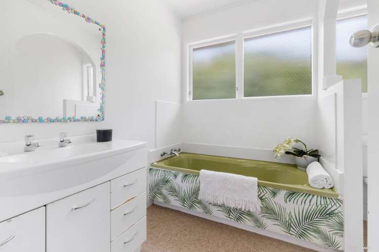 2/8 Kelly Place Cockle Bay_12