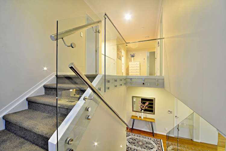 33 Rosewell Crescent Flat Bush_6