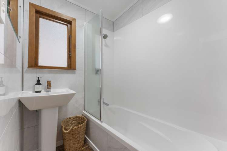 14 Rotherham Street Aramoho_12