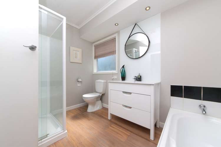 14 Rimutaka Place Titirangi_13