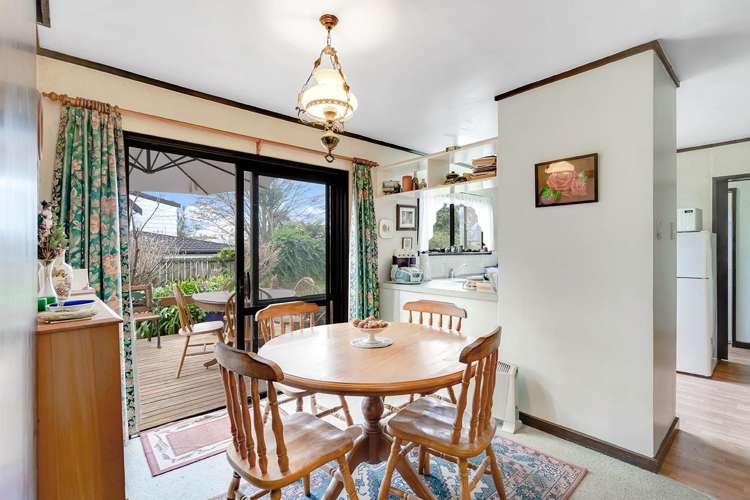 2 Marlowe Drive Leamington_6