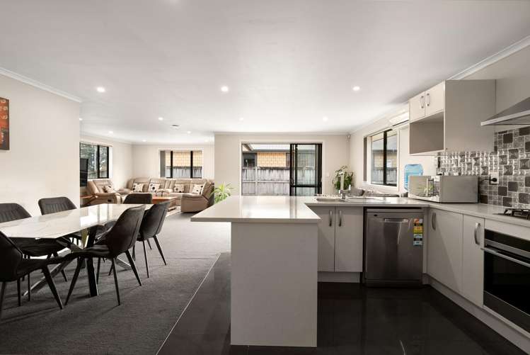 5 Astor Avenue Dinsdale_5