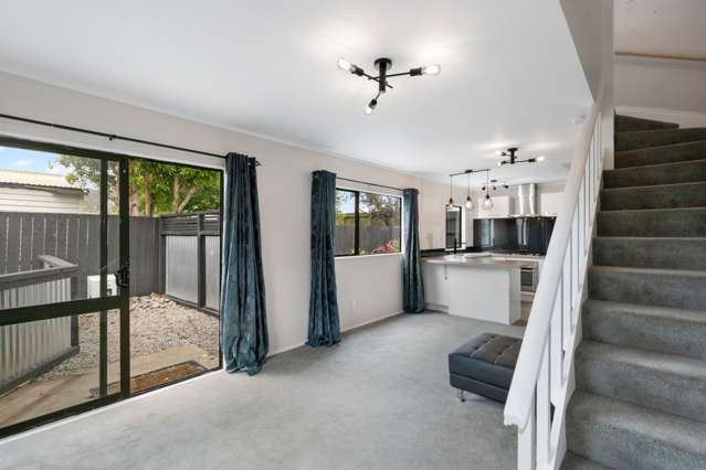 B/20 McHardie Street 11322_3