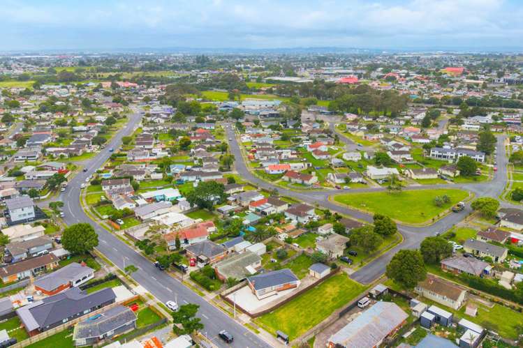 21 Idlewild Avenue Mangere_39