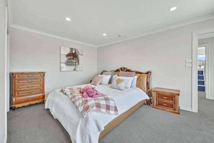 46 Donegal Park Drive Flat Bush_18