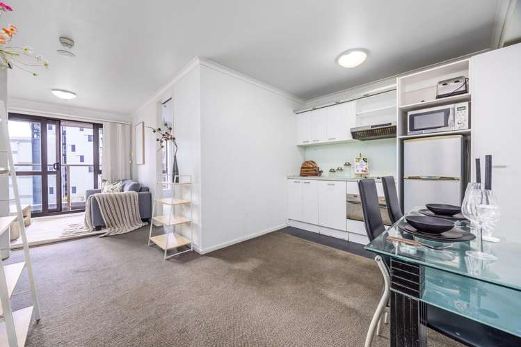 708/96 Symonds Street_5