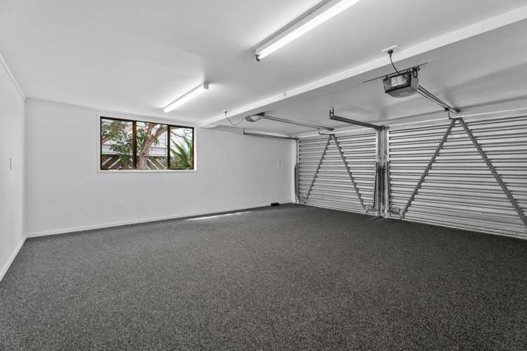 33 Queens Parade Devonport_33