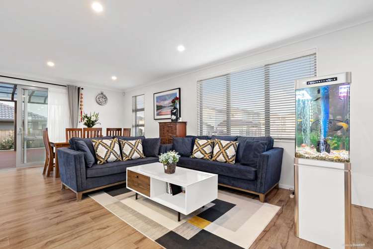 12 Horsefields Drive Flat Bush_5