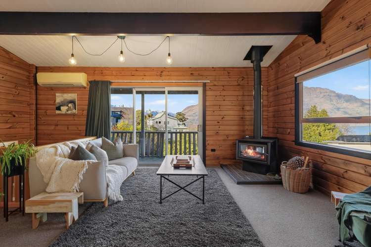 16 Williams Street Sunshine Bay_4