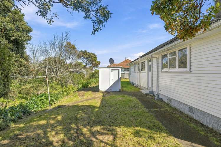 23 Churchill Crescent Tawhero_16