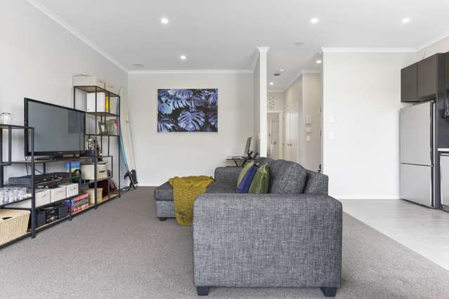 2/7 Uku Lane Hobsonville_3