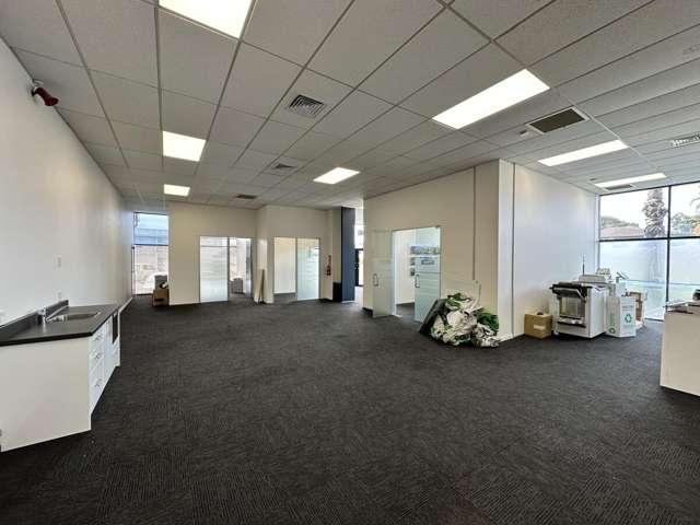 288 Te Atatu Road Te Atatu South_4