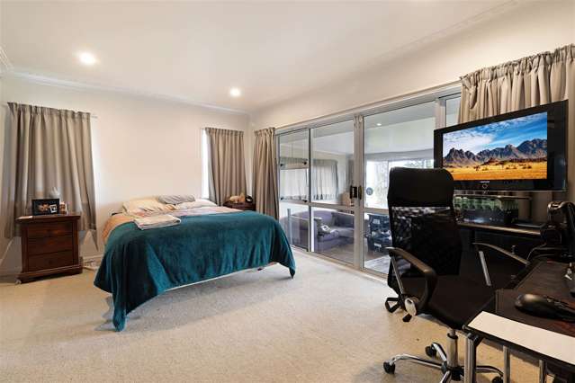 21 Martin Place Kelston_3