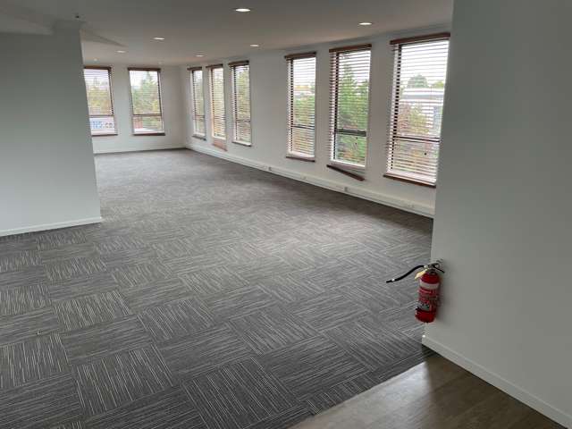 5A/18 Croskery Road Papakura_4