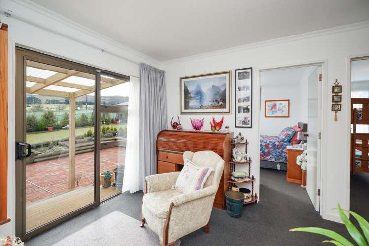 25 Farm Street Lumsden_11