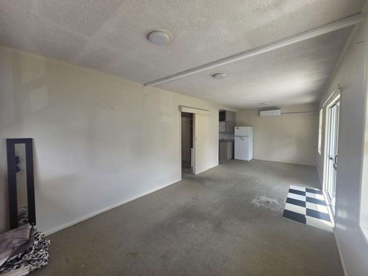 6B/6 The Mall 11229_1