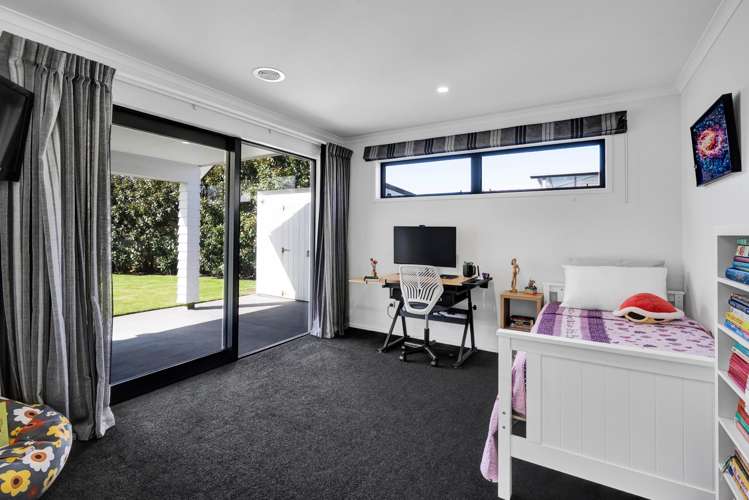 6 Pebble Beach Court Waiwhakaiho_38