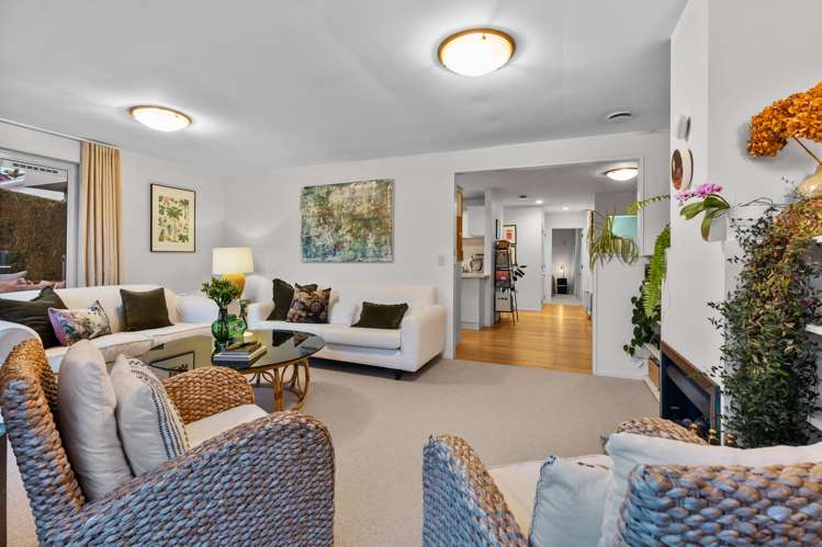 2/7 Morton Avenue Forrest Hill_7