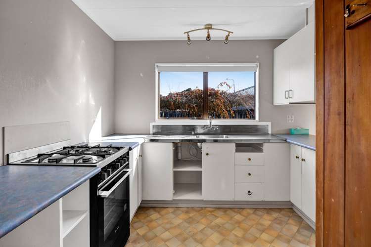 27 Tiverton Crescent Whalers Gate_8