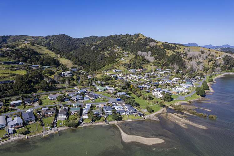 13 Attwood Street Tamaterau_40