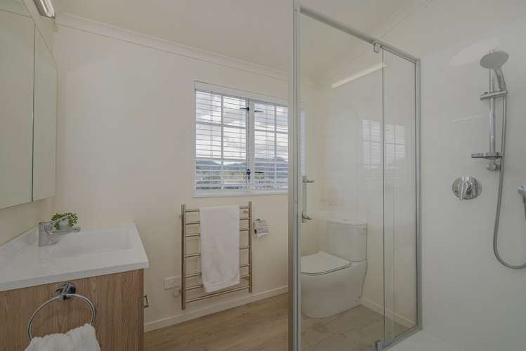 15 Ajax Head Pauanui_10