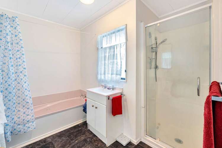 2/12 Cameron Place Ranui_12