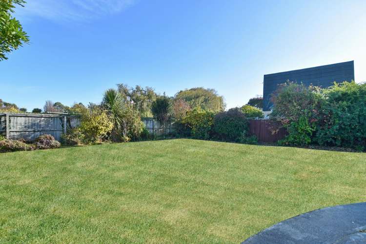 32 Millstream Drive Lincoln_22
