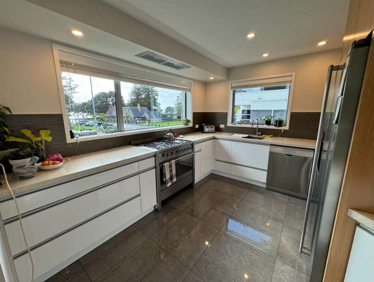 2/29 Tamaki Drive Mission Bay_5