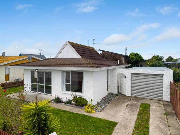 42a Hutcheson Street_0