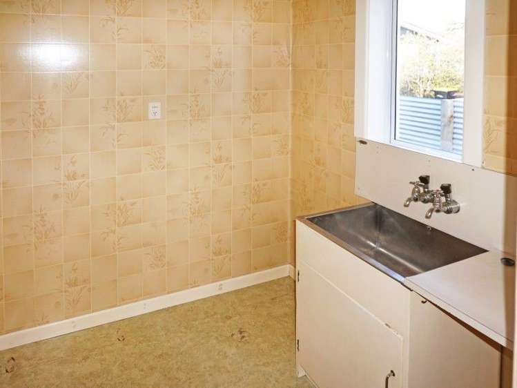 91 Fox Street Avenal_9