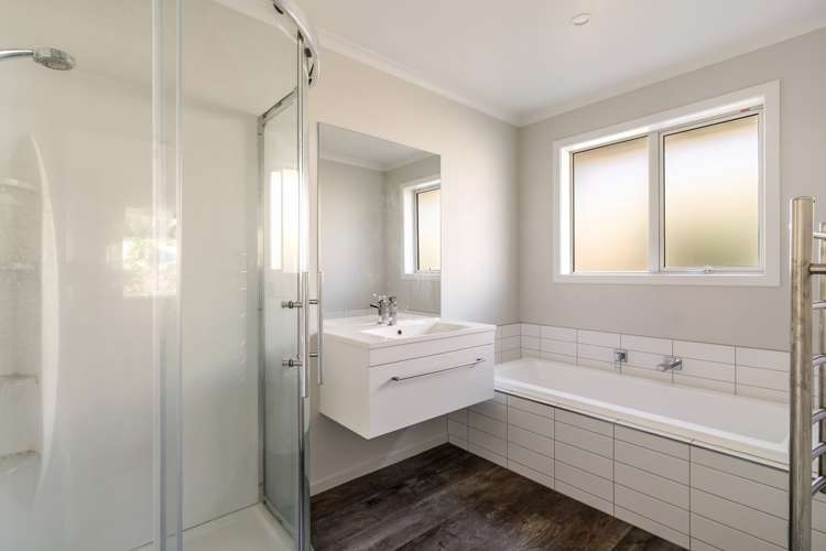 81 Washbourn Drive Richmond_13