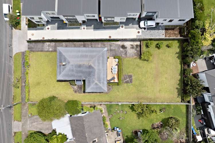 16 Clairville Crescent Wai O Taiki Bay_32