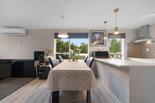 17 Gibbons Road Weymouth_2