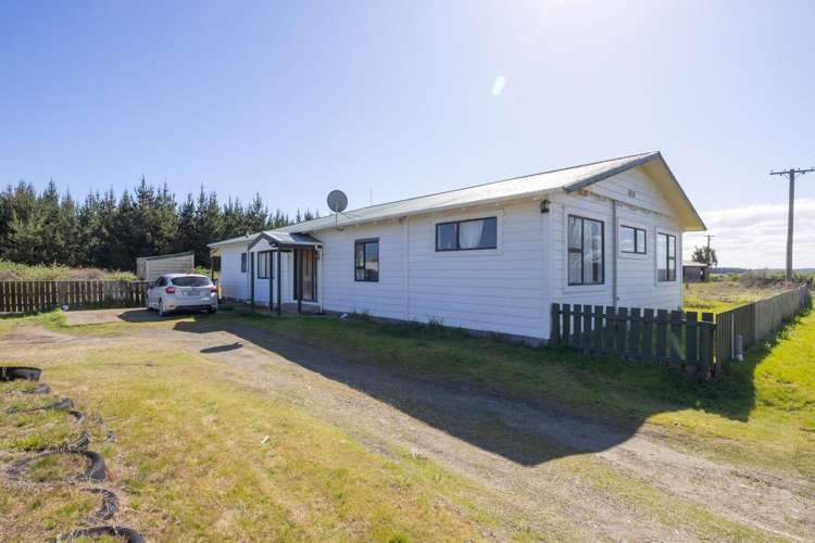 526 Lake Road Himatangi_21