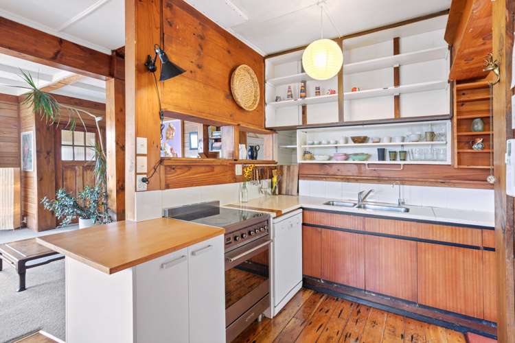 24 Rodrigo Road Kilbirnie_6