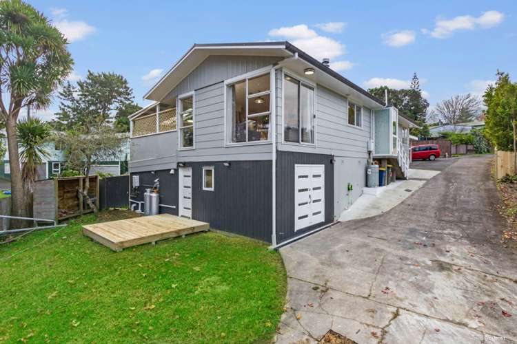 19 Tagor Street Glen Eden_1