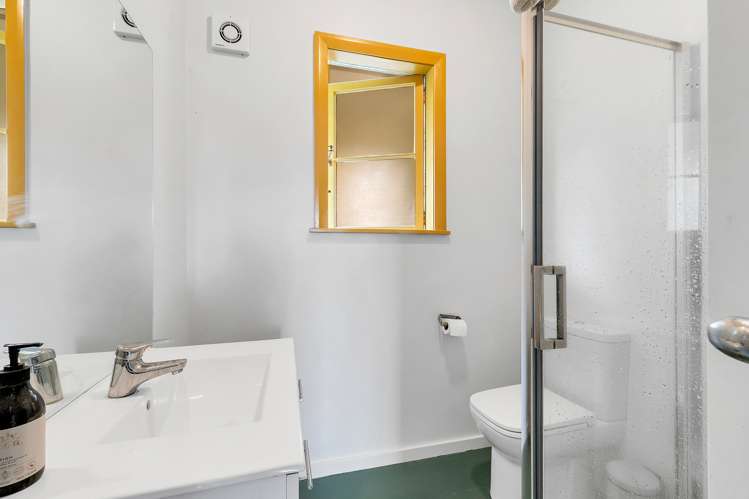 98 Moa Road Point Chevalier_5