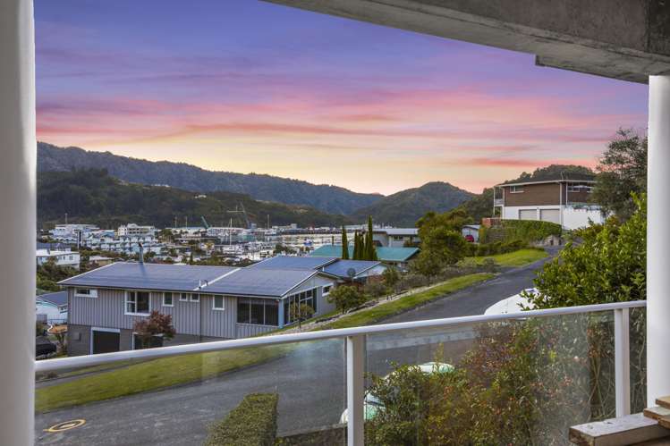 29 Seaview Crescent Picton_16