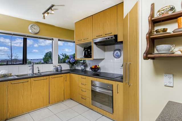 850 East Coast Road Oteha_2