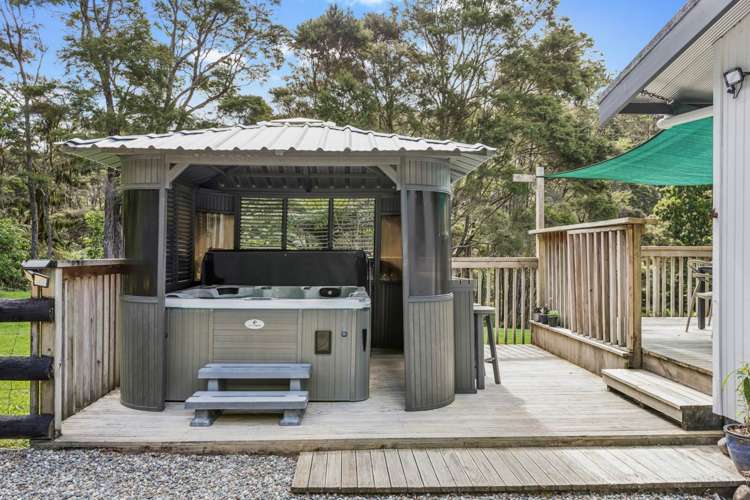 23-25 Mountain Road Henderson Valley_34