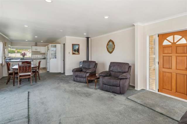 2B Hoyte Place Pukehangi_1
