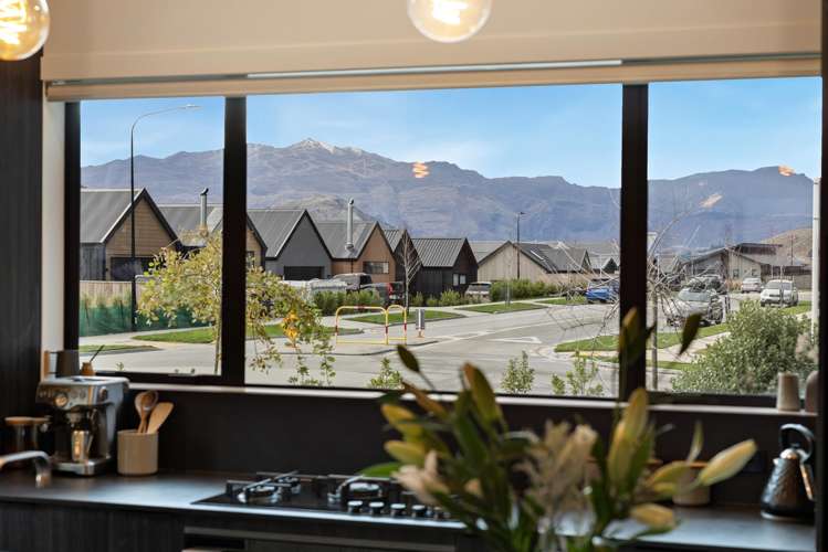 85 Jack Hanley Drive Jacks Point_32