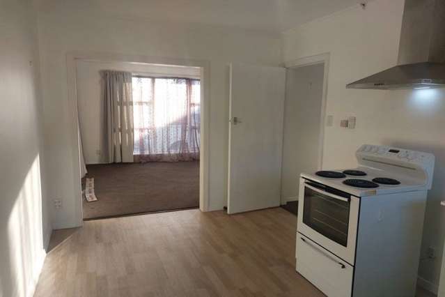 2/650 Cashel Street 1477_2