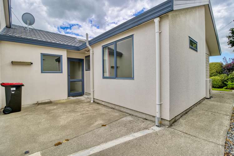 304 Southampton Street West Hastings_12