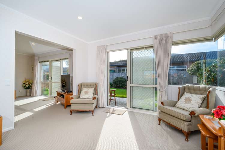 16 Chalmers Close Orewa_5