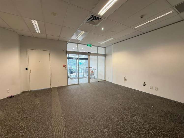 2 Cobham Court Porirua_2