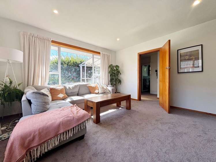 42 Gregan Cr Burnside_11