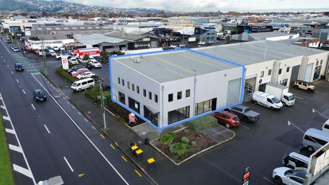 High-Profile Sydenham Opportunity