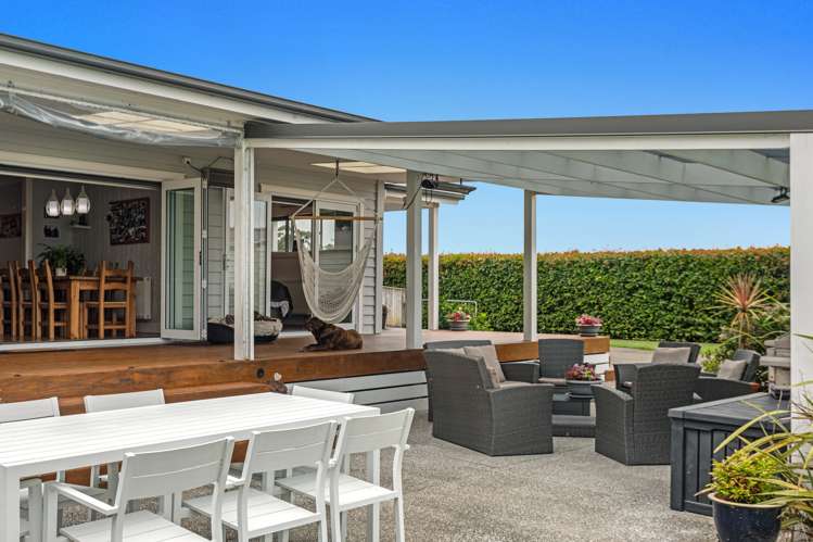 199 Paroa Road Coastlands_10