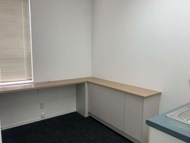 Unit i, 44-46 Constellation Drive Rosedale_6